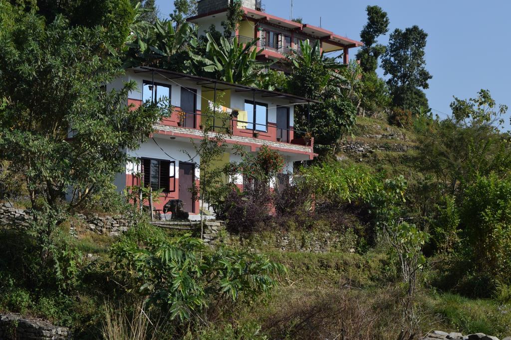 Gorgeous Village Guest House Pokhara Ngoại thất bức ảnh