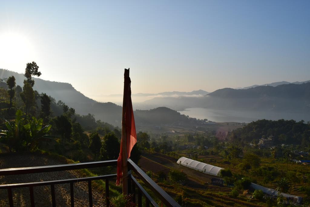 Gorgeous Village Guest House Pokhara Ngoại thất bức ảnh