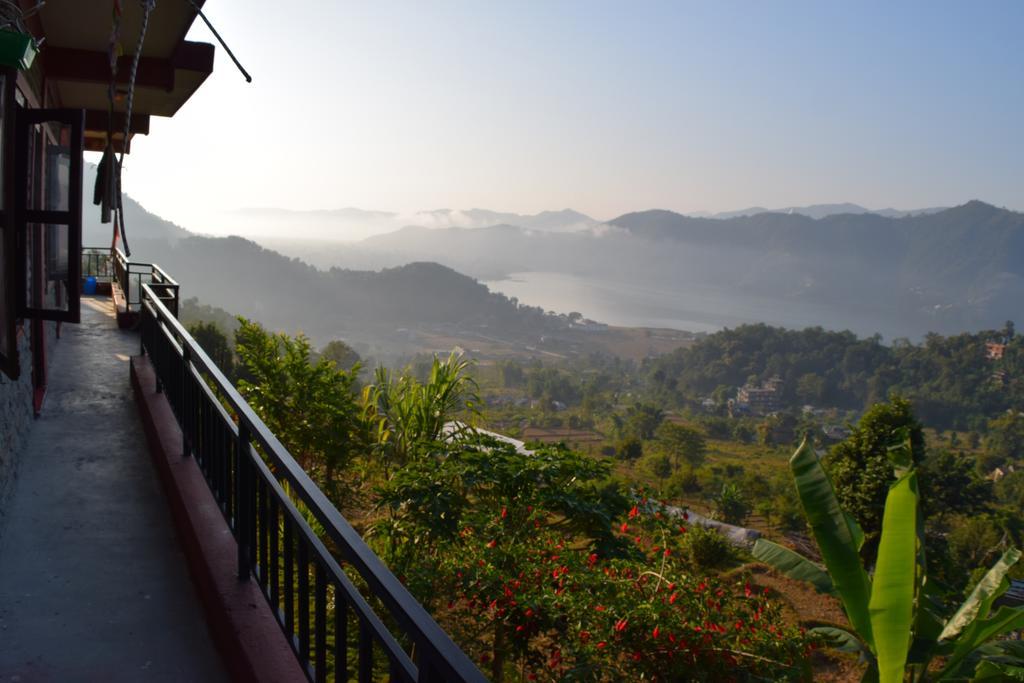 Gorgeous Village Guest House Pokhara Ngoại thất bức ảnh