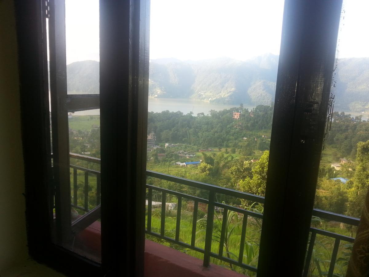 Gorgeous Village Guest House Pokhara Ngoại thất bức ảnh